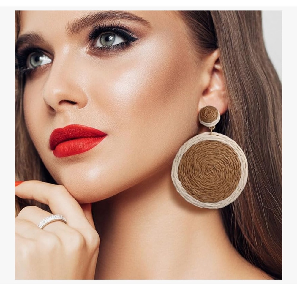 4 Pairs Handmade Raffia Rattan Bohemian Round Drop Dangle Earrings for Women - Picture 6 of 7